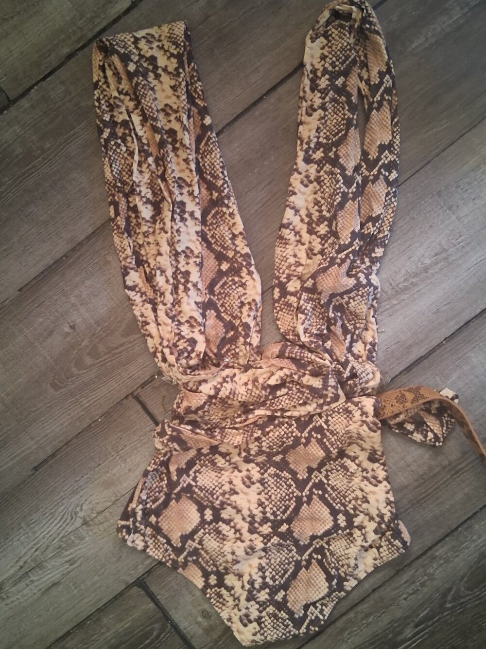 new Michael Kors Python Snakeskin Belted Collection Swimsuit Size 4 Small